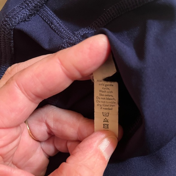 LAST CHANCE | G. Label by Goop navy cropped leggings - Picture 7 of 7